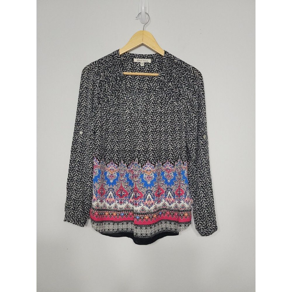 Black Rainn Women's Top Size Small‎ Geometric Long Sleeve V-neck